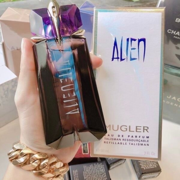 Alien Mugler💜